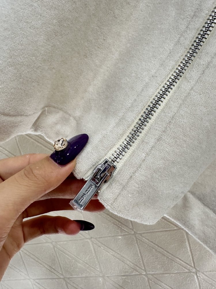 Куртка жіноча фото 5