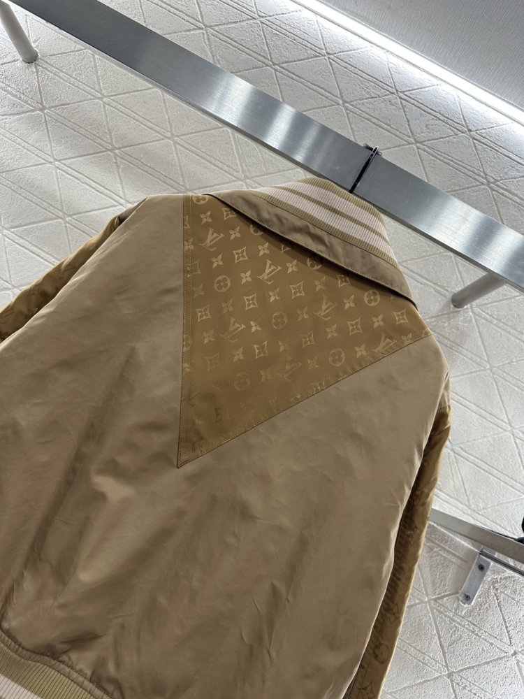 Куртка женская фото 5