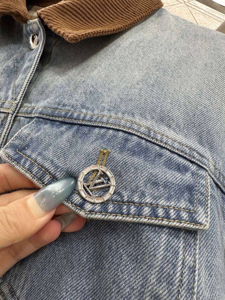 Куртка женская фото 5