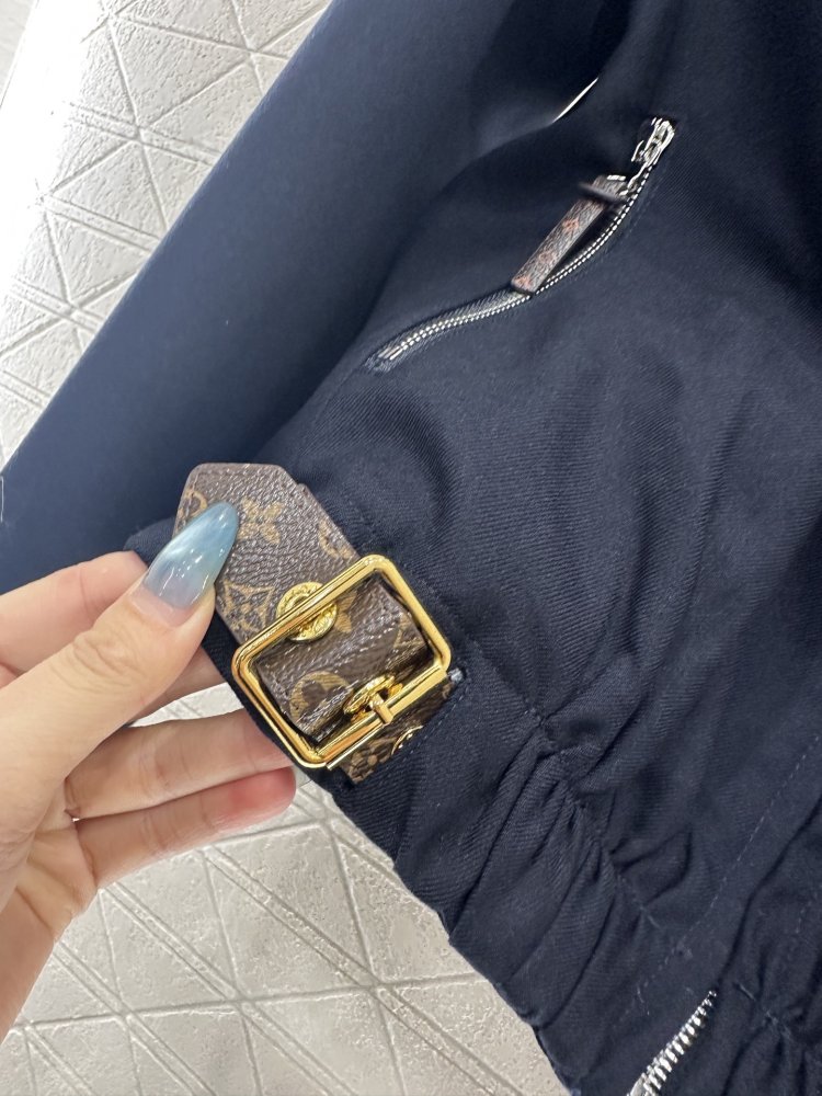 Куртка женская фото 5