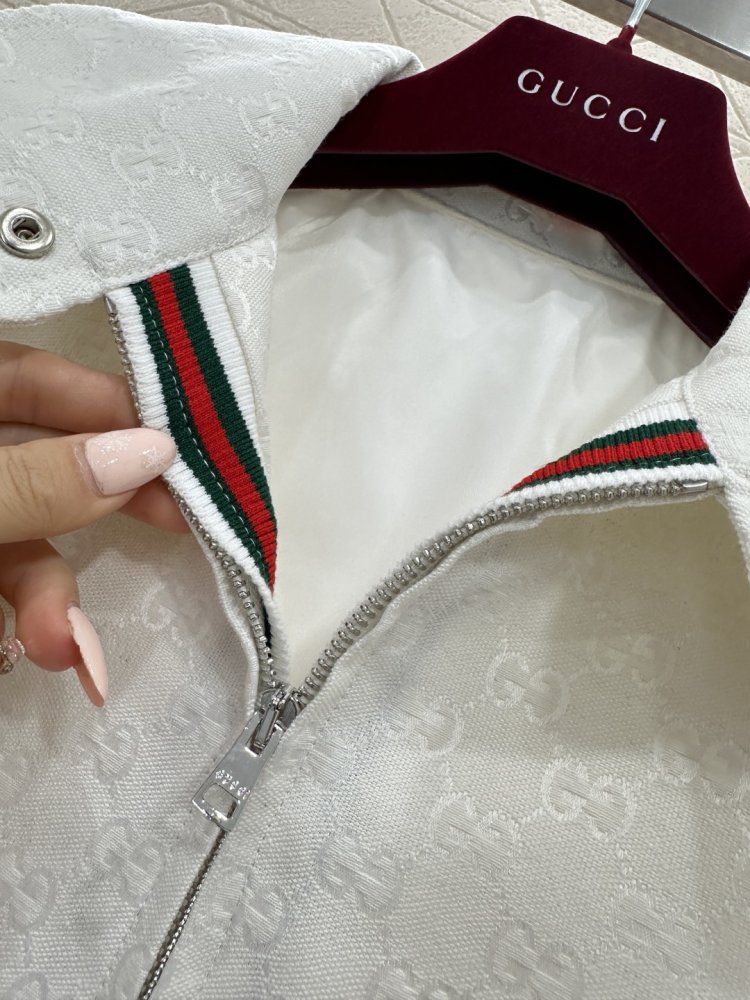 Куртка жіноча фото 5