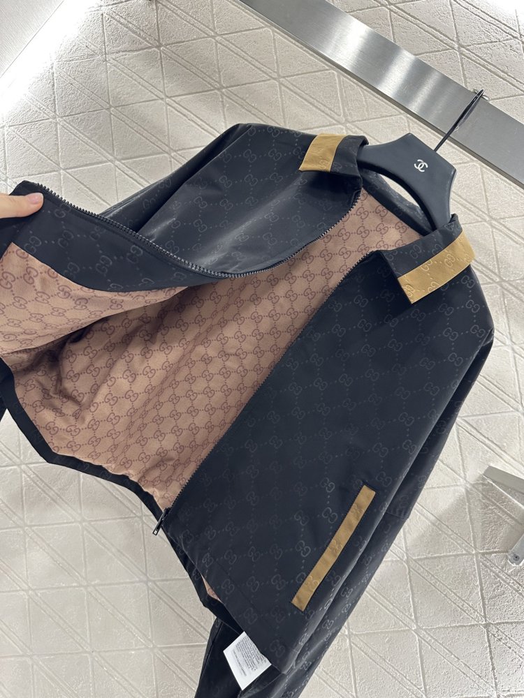 Куртка жіноча фото 6