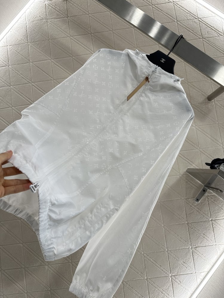 Куртка женская фото 6