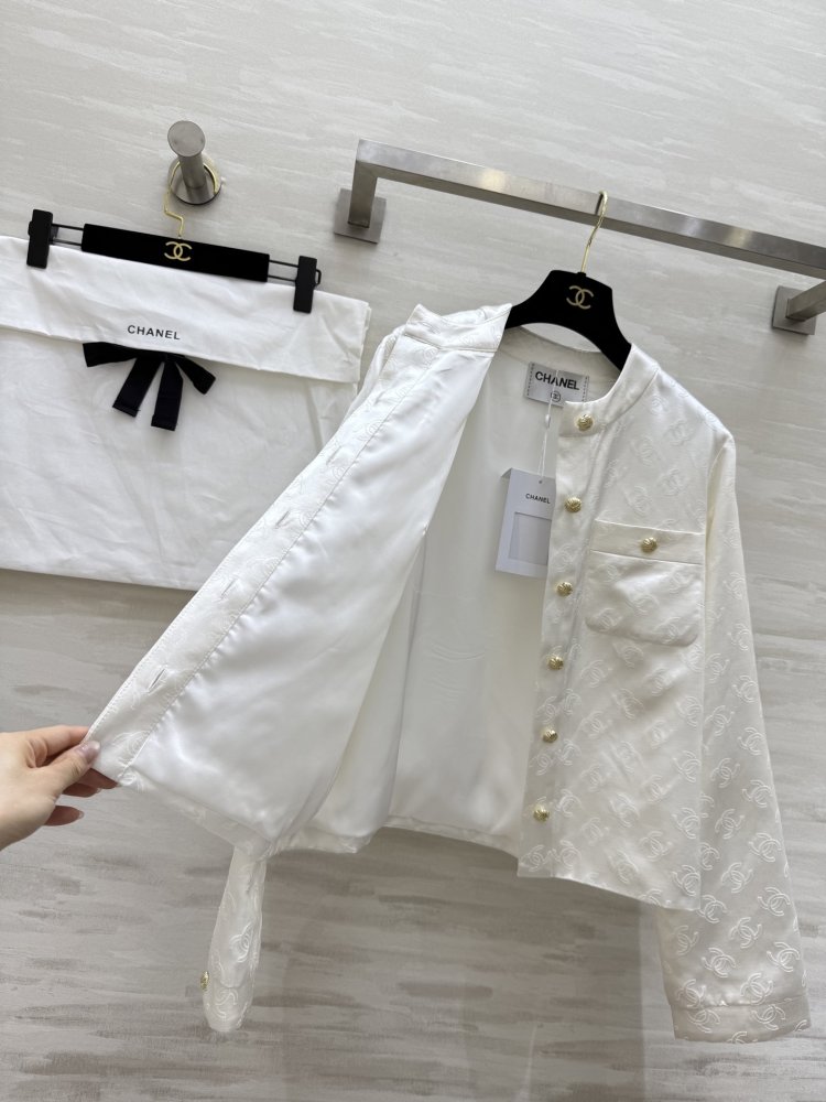 Куртка женская фото 6