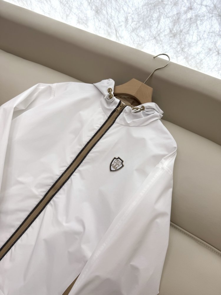 Куртка жіноча фото 6