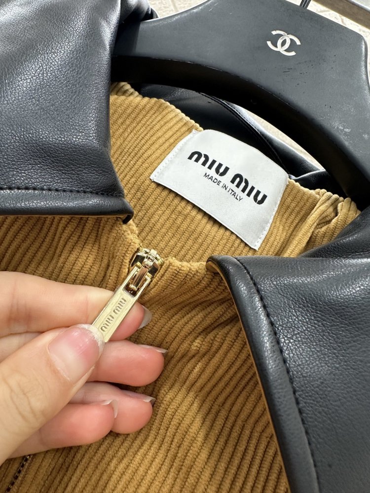 Куртка жіноча фото 6