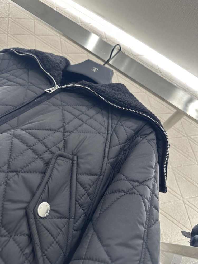 Куртка женская фото 6