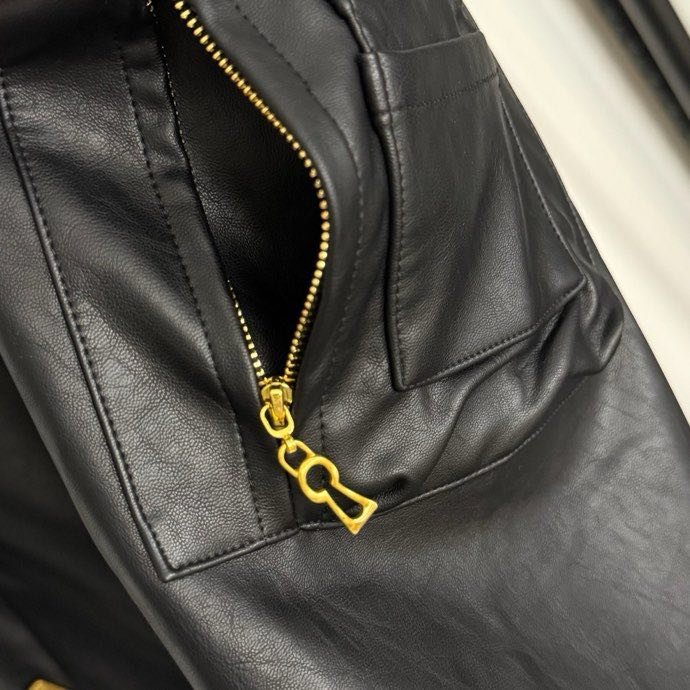 Куртка женская фото 6