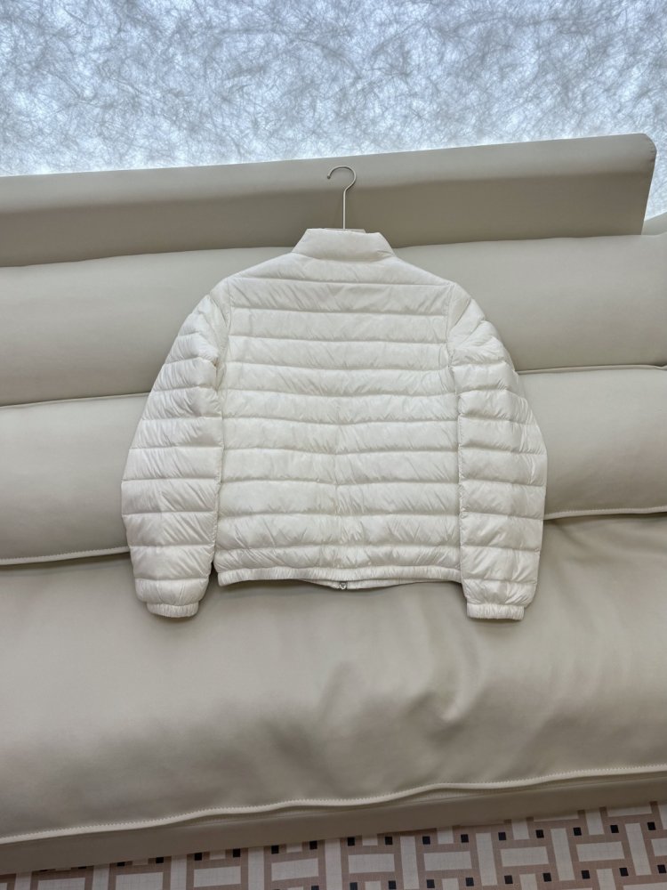 Куртка женская фото 6