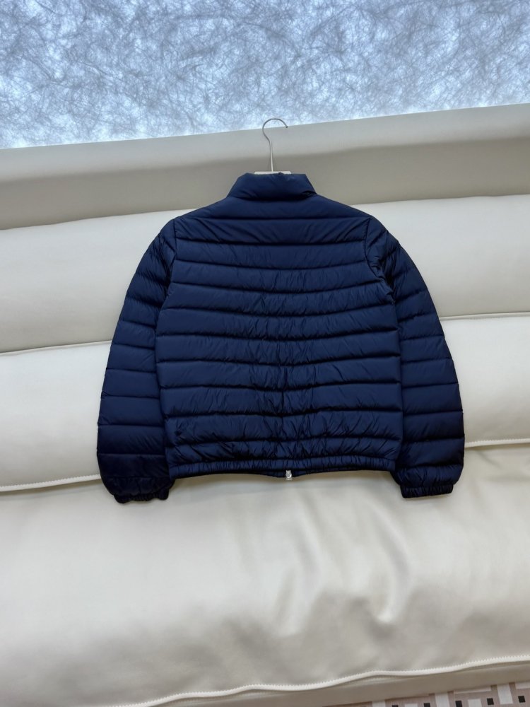 Куртка женская фото 6