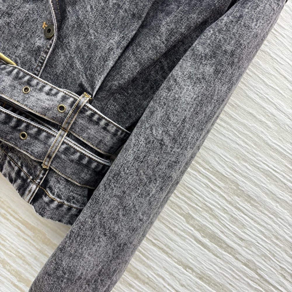 Куртка жіноча фото 6