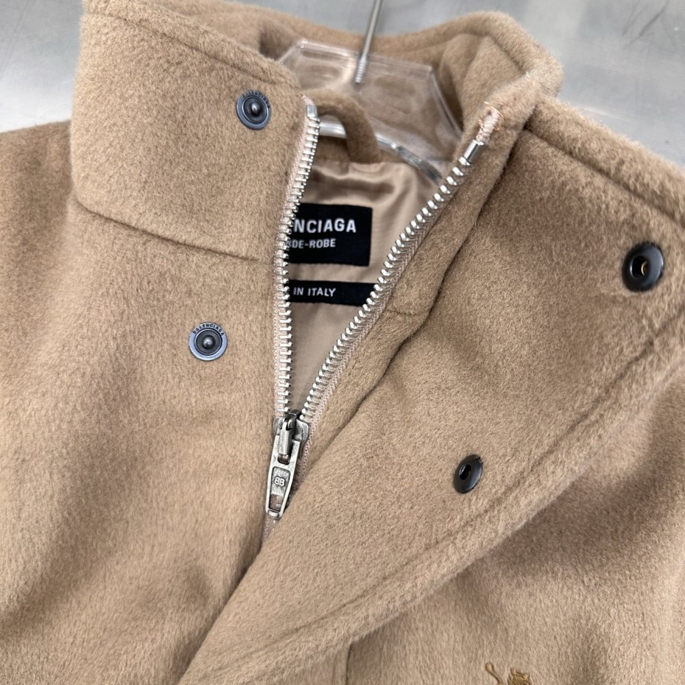 Jacket women's фото 6