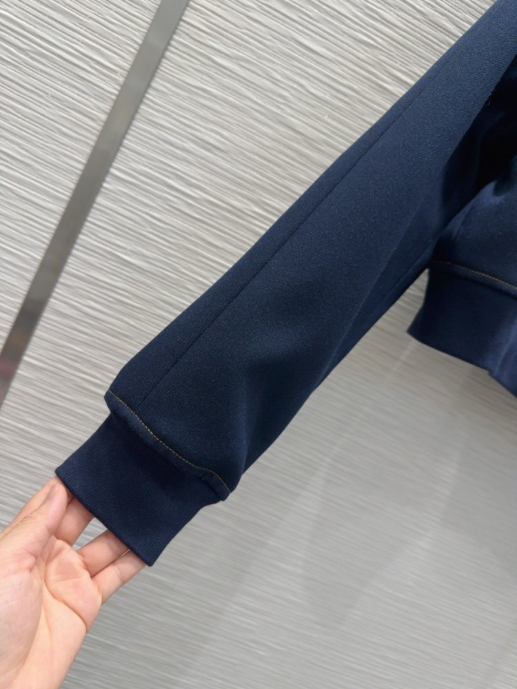 Куртка женская фото 6