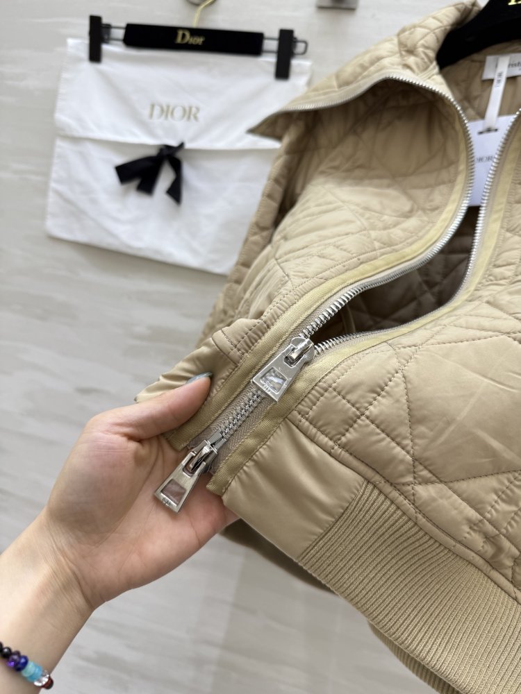 Куртка жіноча фото 6