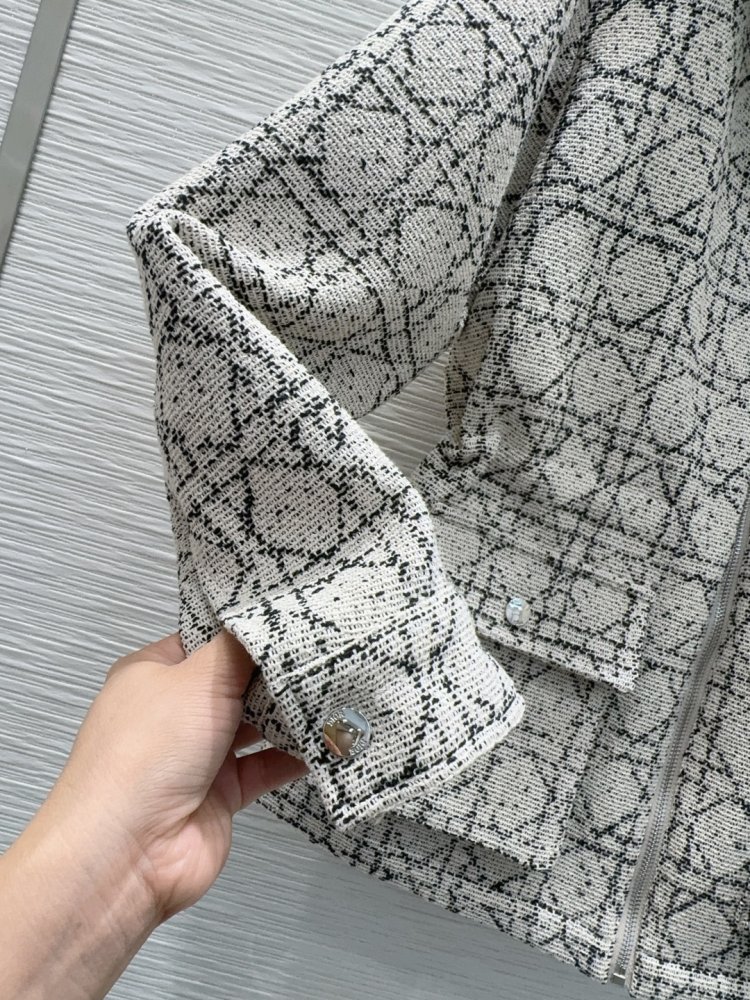 Куртка жіноча фото 6