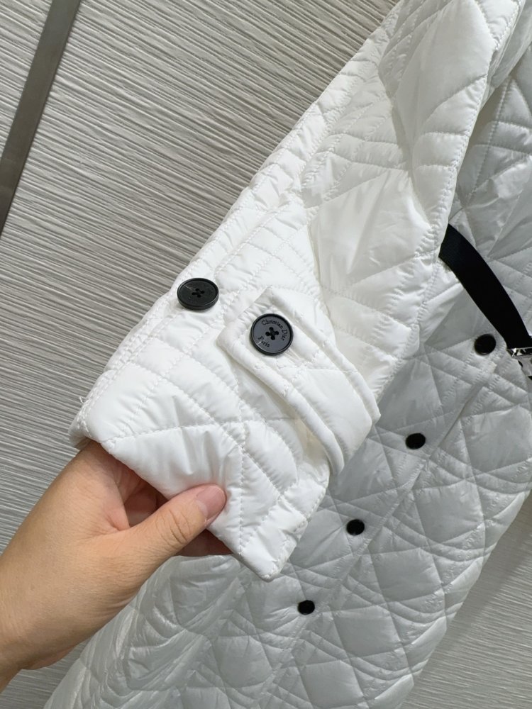 Куртка жіноча фото 6