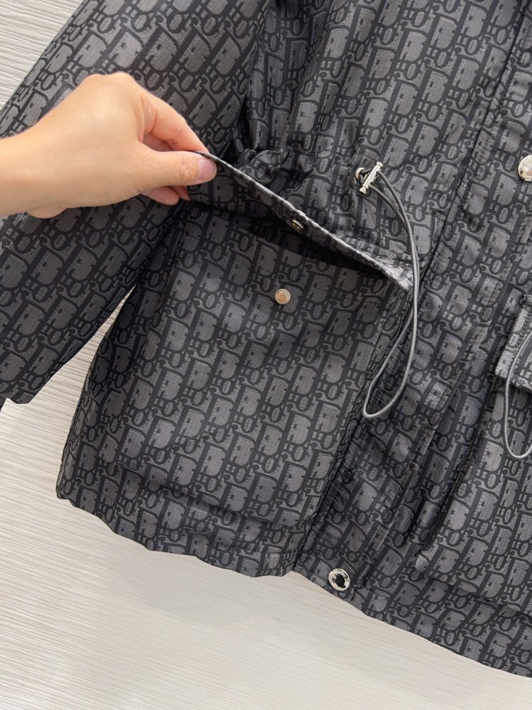 Куртка жіноча фото 6