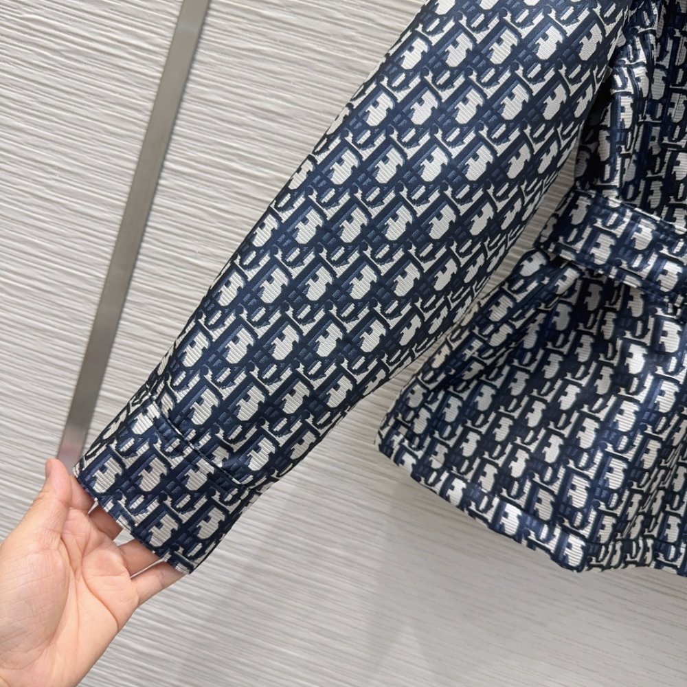 Куртка жіноча фото 6