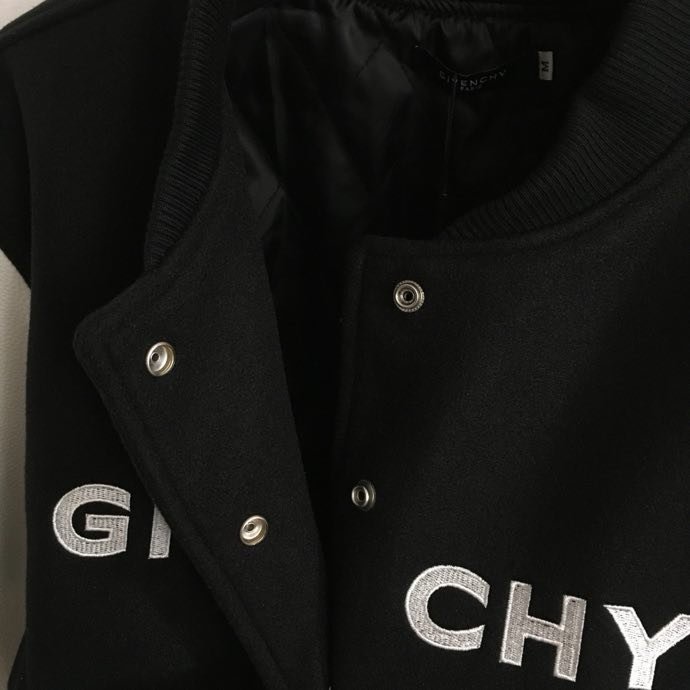 Куртка жіноча фото 6