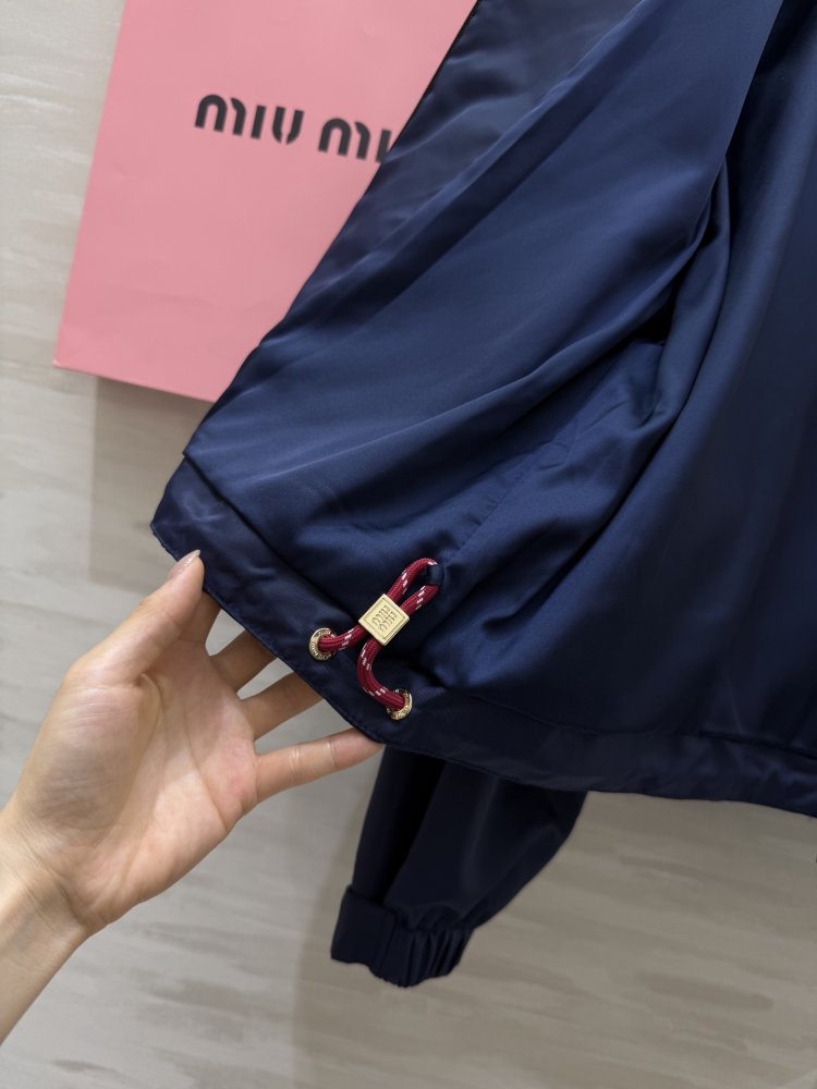 Куртка жіноча фото 7