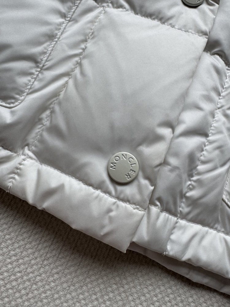 Куртка жіноча фото 7