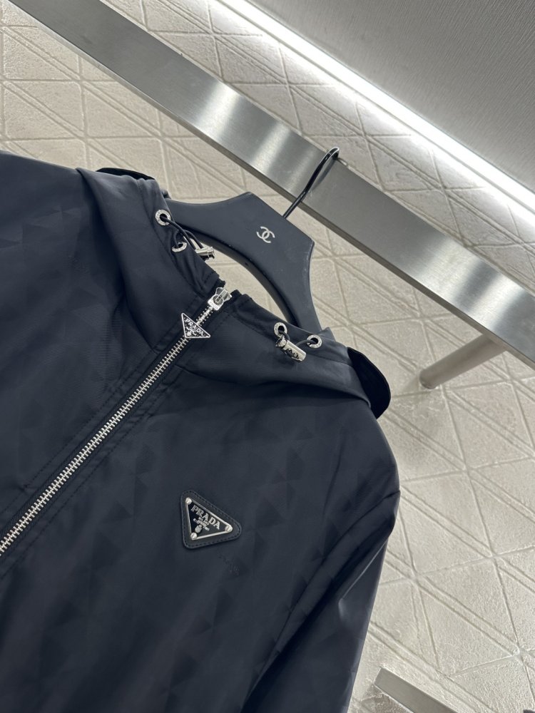 Куртка женская фото 7