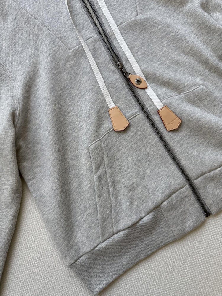 Куртка женская фото 7