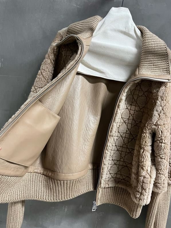 Куртка женская фото 7