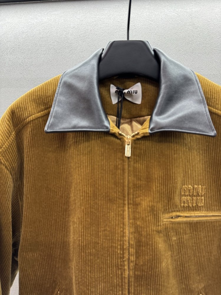 Куртка жіноча фото 7