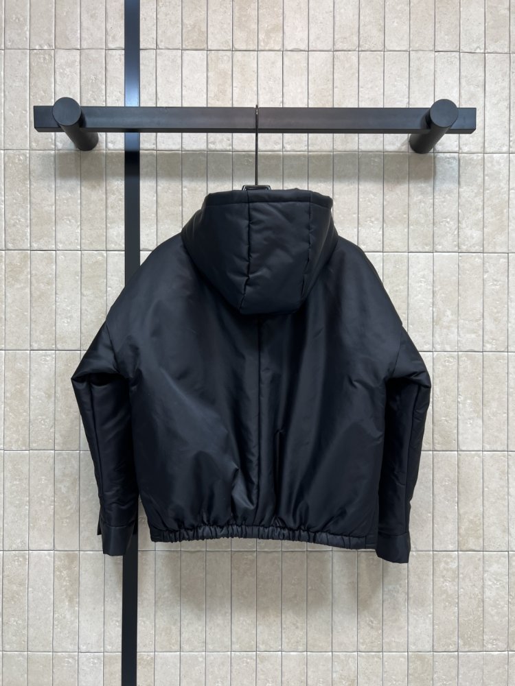 Куртка женская фото 7