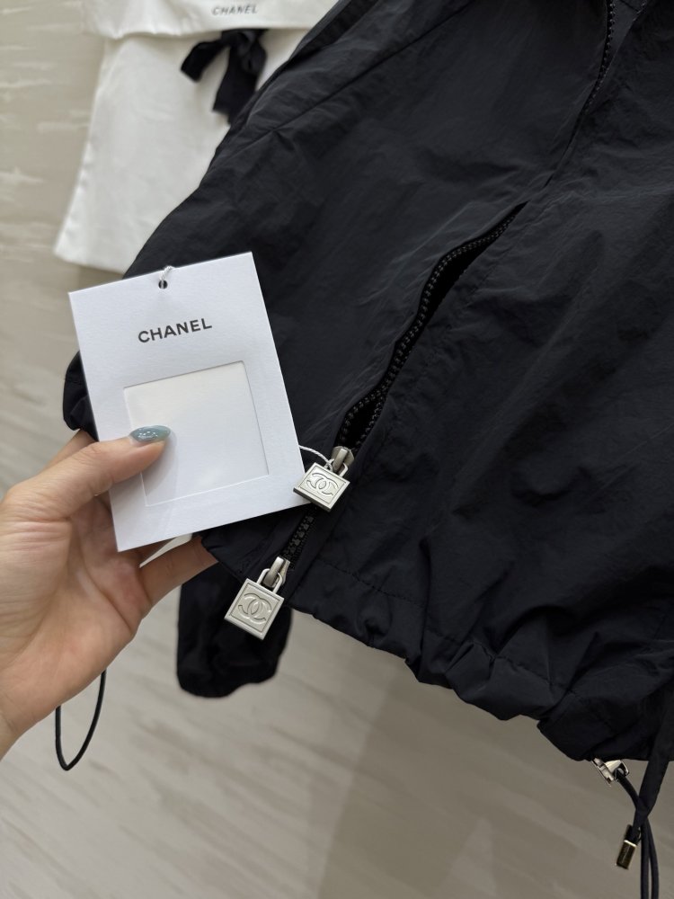 Куртка женская фото 7