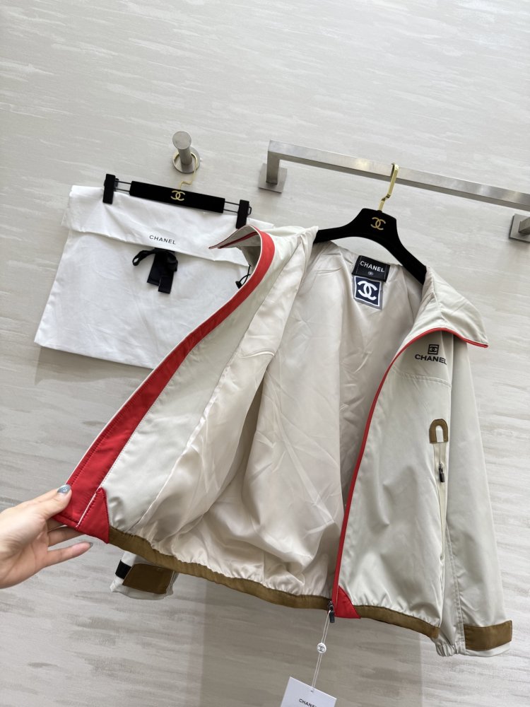 Jacket women's фото 7