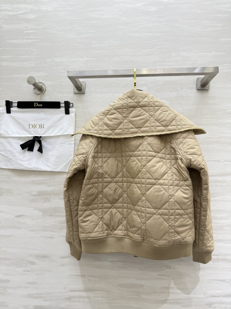 Куртка жіноча фото 7