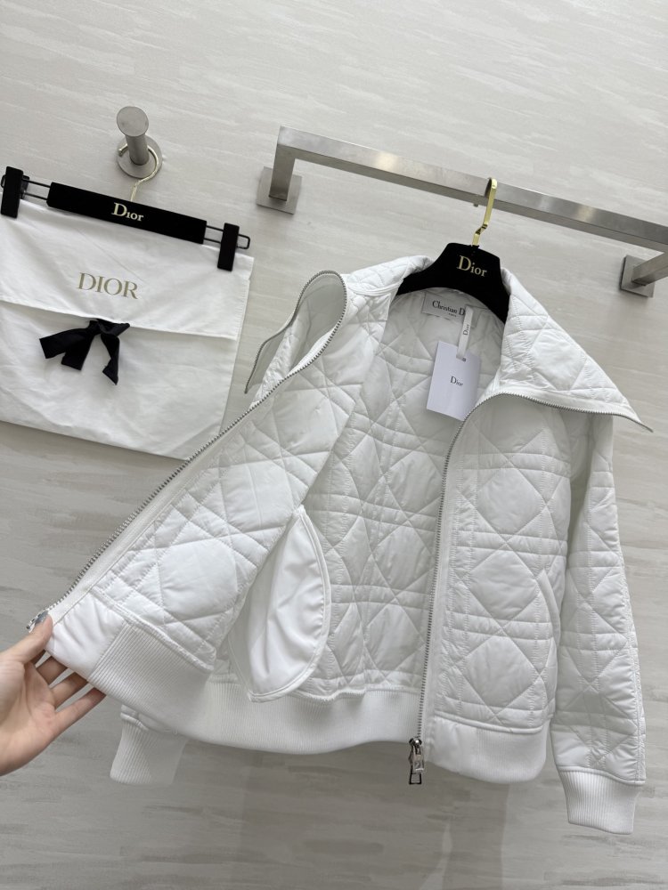 Куртка жіноча фото 7