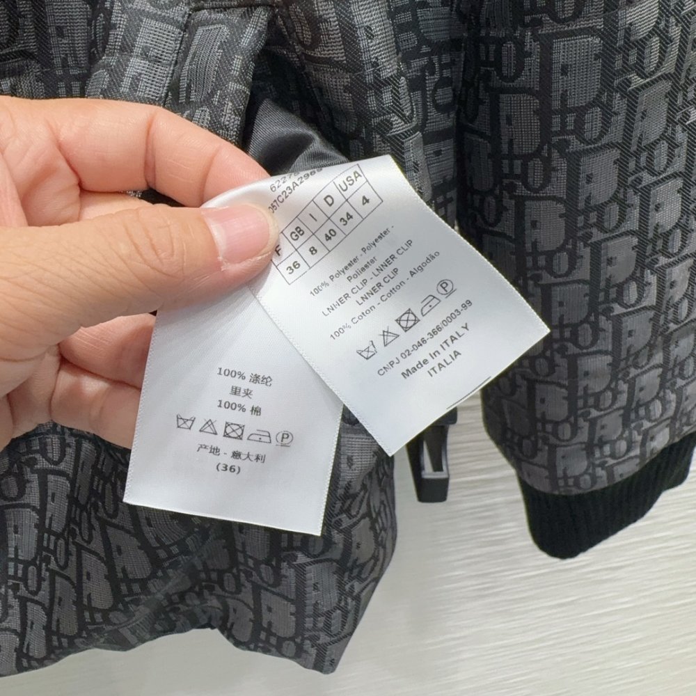 Куртка женская фото 7