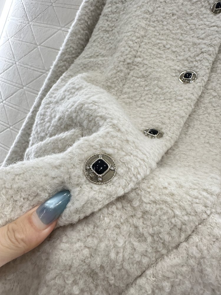 Jacket women's фото 7