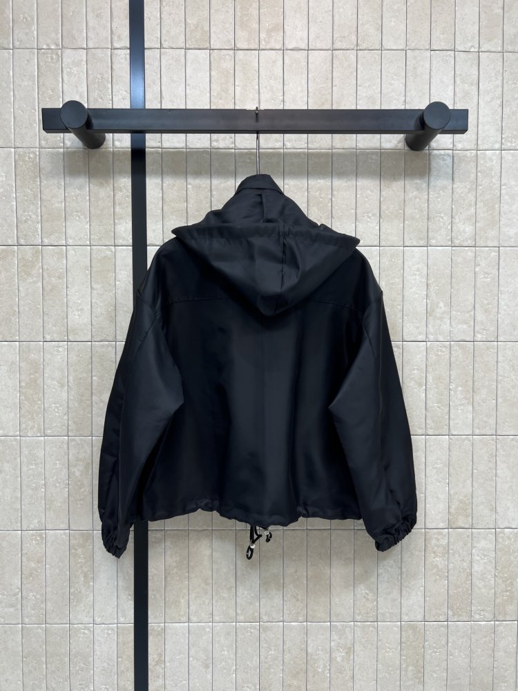 Куртка женская фото 7