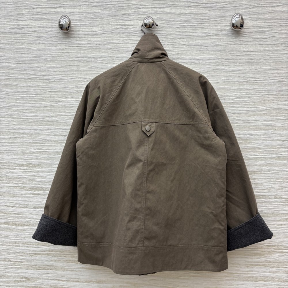 Куртка женская фото 8