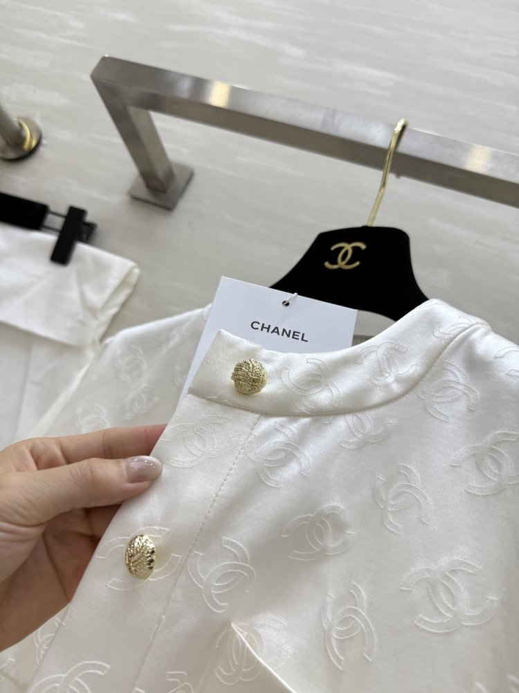 Куртка женская фото 8