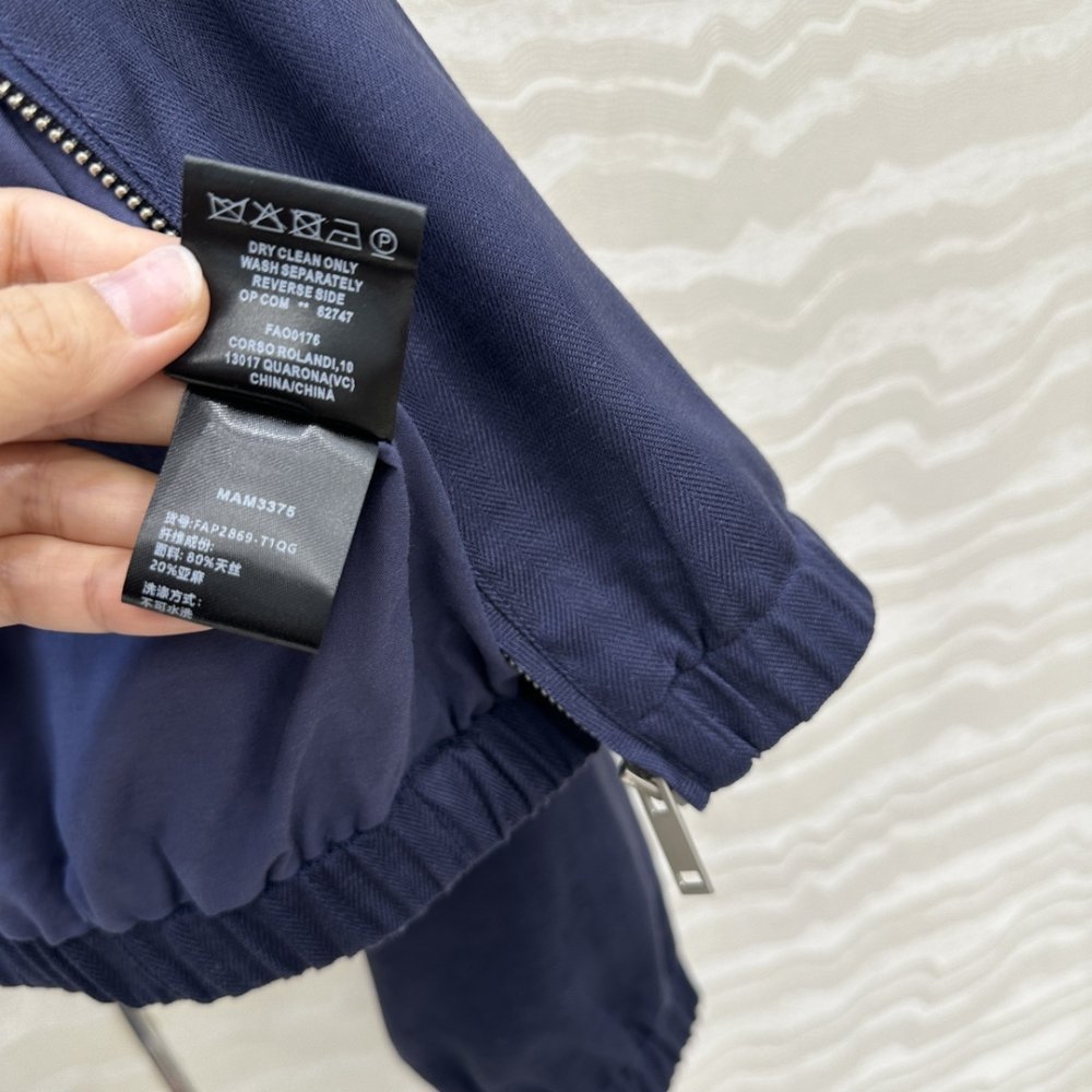 Куртка жіноча фото 8