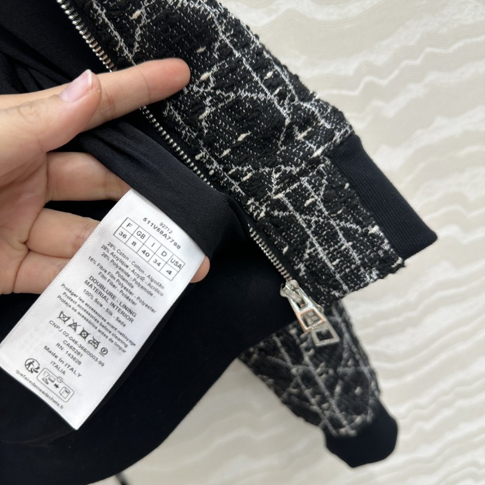 Куртка жіноча фото 8