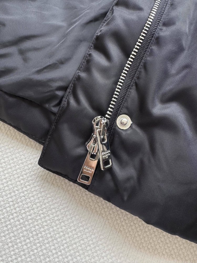 Куртка жіноча фото 8