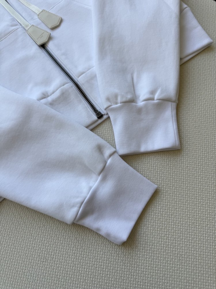 Куртка жіноча фото 8