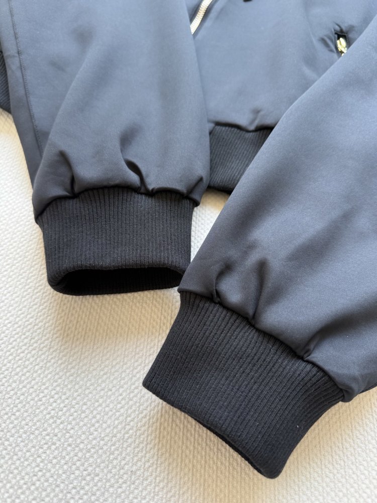 Куртка женская фото 8