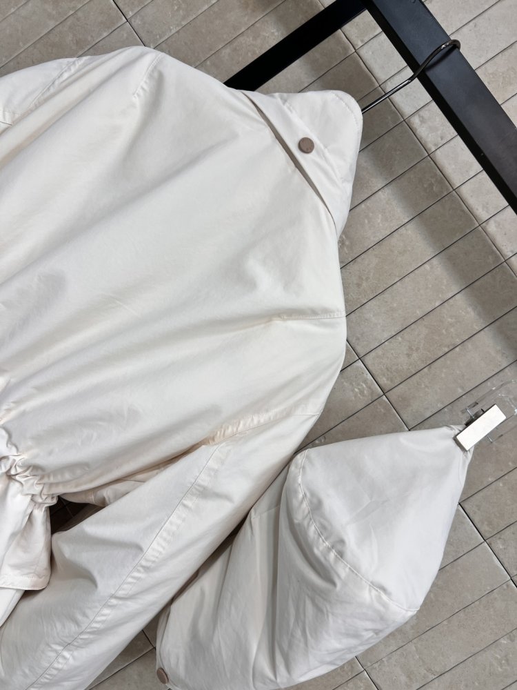 Куртка женская фото 8