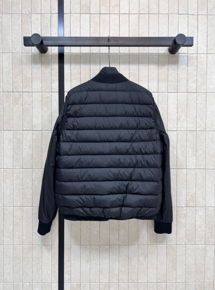 Куртка женская фото 8