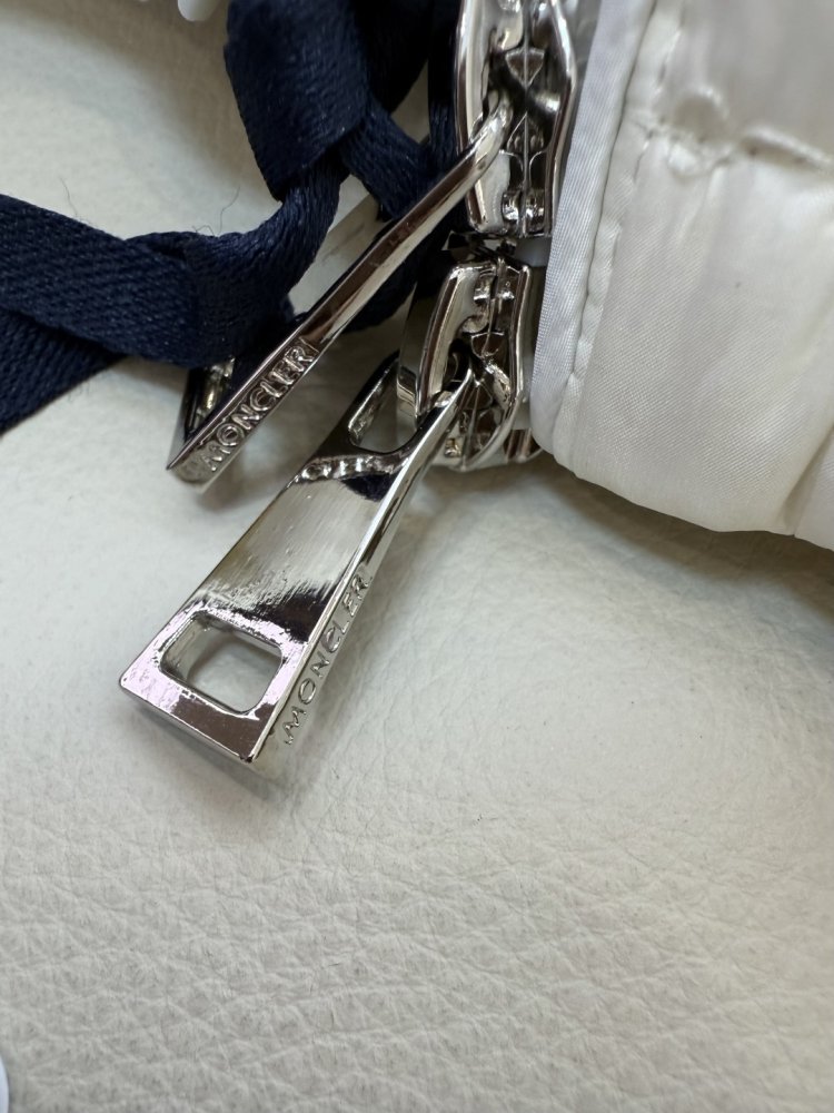 Куртка женская фото 8