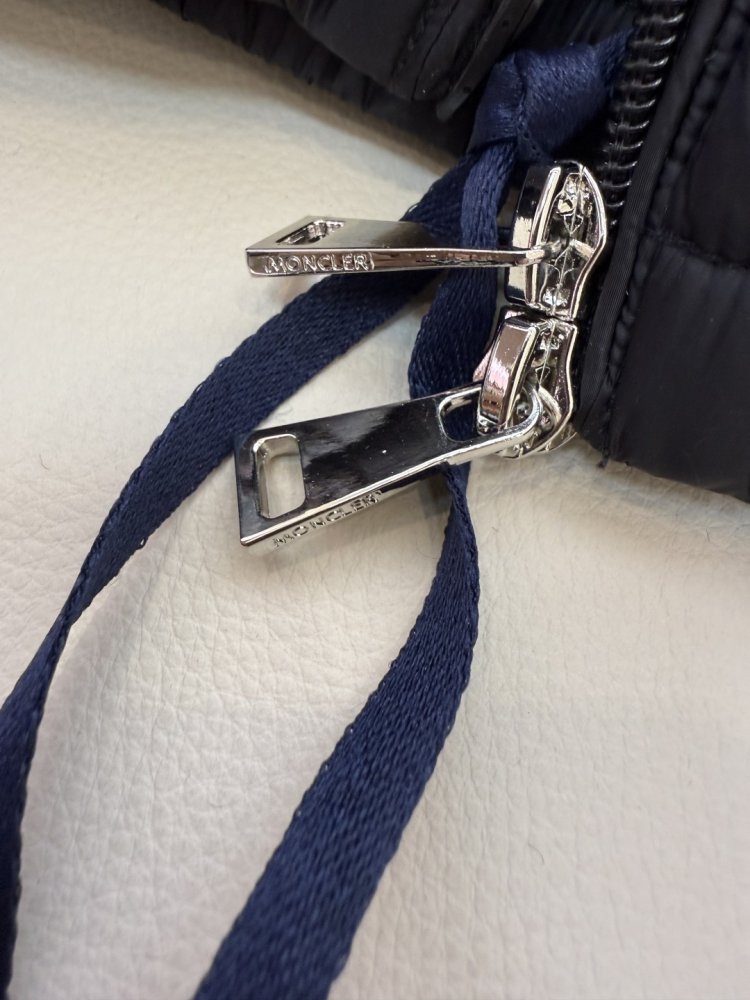 Куртка жіноча фото 8