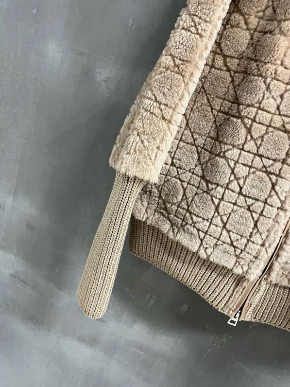 Куртка женская фото 8