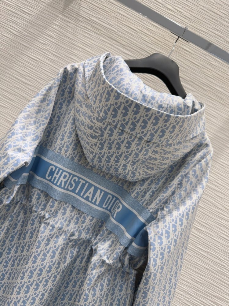 Куртка женская фото 8